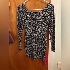 Printed dress - tight fitted